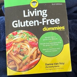 Living Gluten-Free for Dummies - Yellow Cover